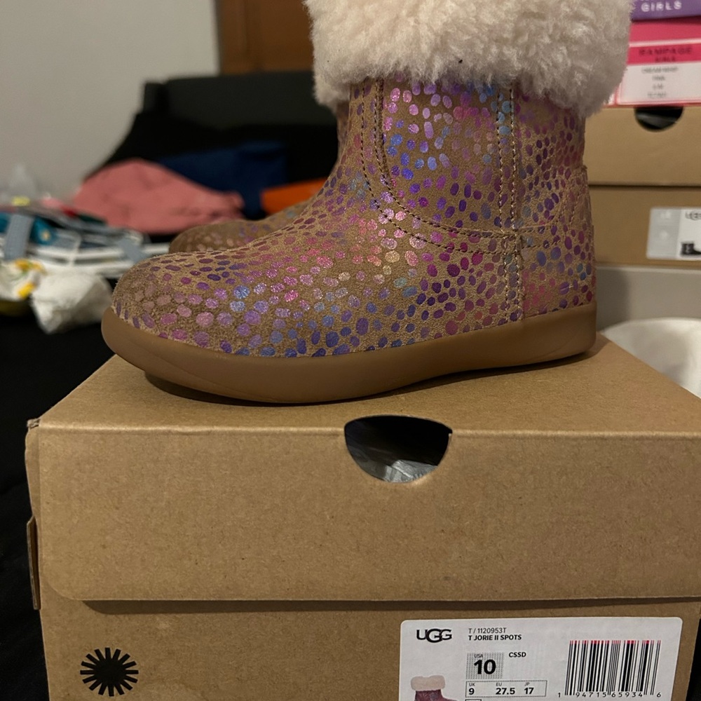 Toddler Ugg Boots T Jorie II Spots size 10c